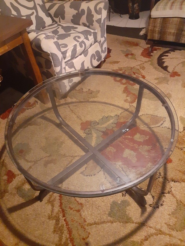 Round Anything Table