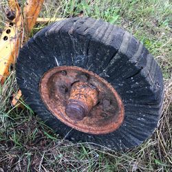 Brush hog wheel
