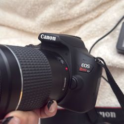 Canon EOS rebel 17 Camera