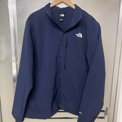 Men’s The North Face Apex bionic size XL used twice