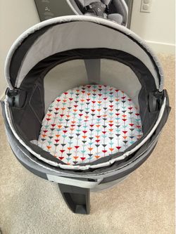 Fisher-Price Portable Bassinet On-The-Go Baby Dome