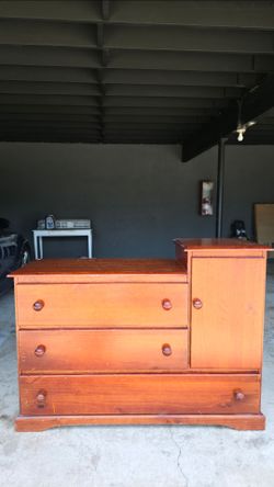 Dresser for free