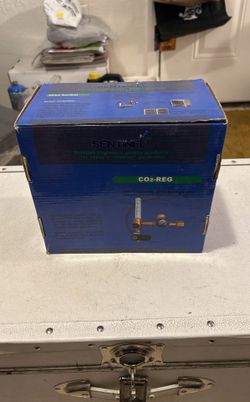 Sentinel Co2 Regulator Brand New In Box