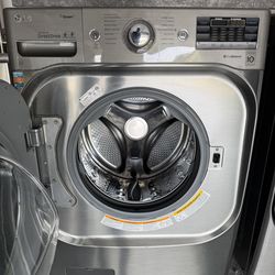 LG Washer / Dryer Set