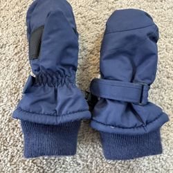 Kids gloves 2-3 years