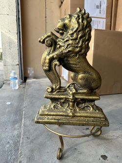 Vintage Gold Lion Statue / Decorative Table Accent