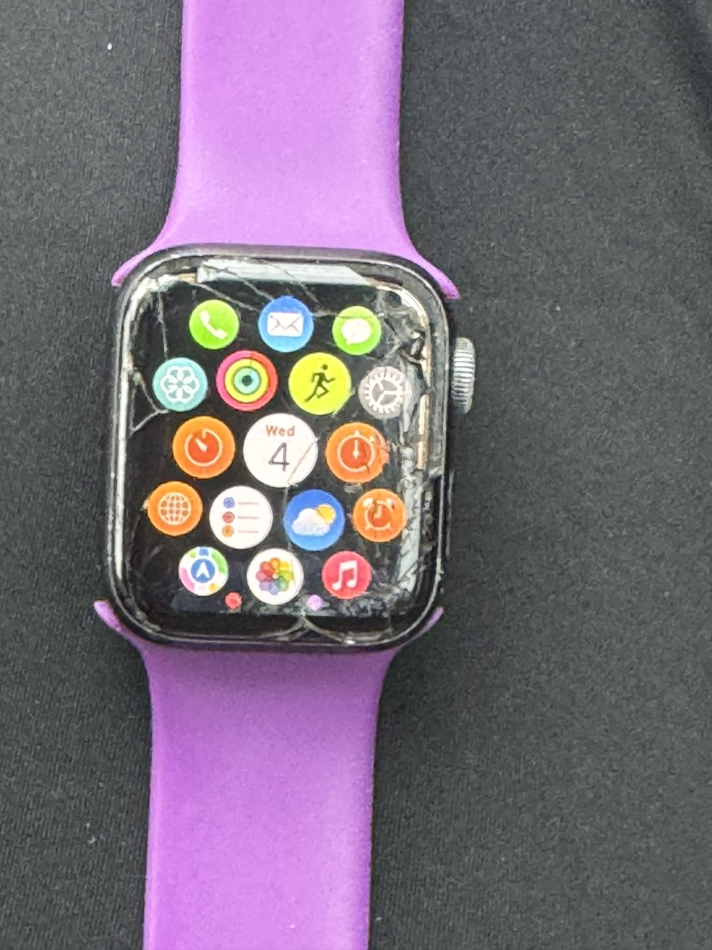 Series 4 Apple Watch 40 Mm