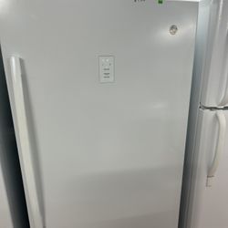 GE Standing Freezer With Keys