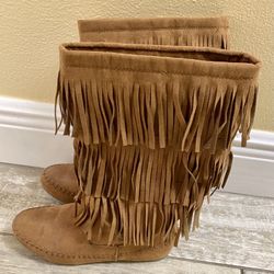 6 1/2 Women Fringe Boots 