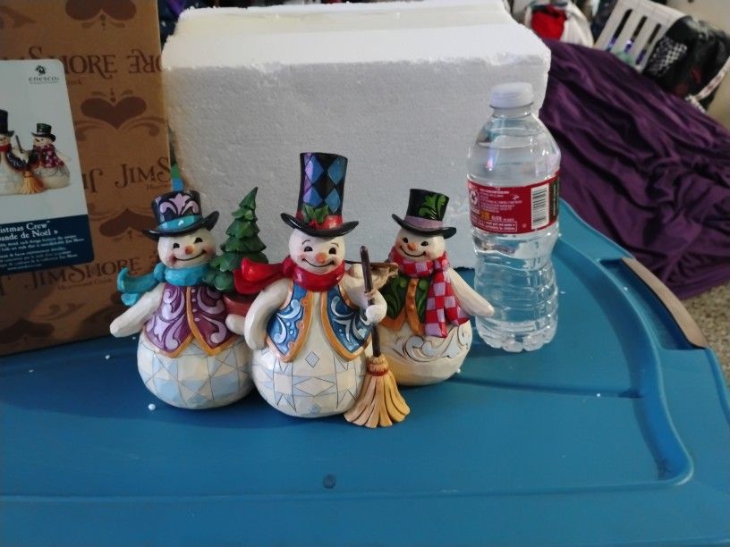 Christmas Crew/ La Bande de Noël Figurine