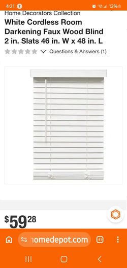 2 In. Embossed Faux Wood Room Darkening Blinds. White.
These blinds come with the tilt wand, the valance, and the mounting hardware.