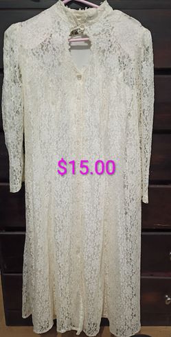 Women's lace dress