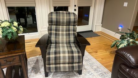 Lay Z Boy El Dorado Recliner Plaid Chair