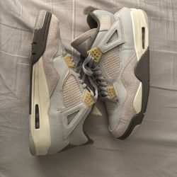 Air JORDAN 4 Retro SE (Craft Photon Dust) 