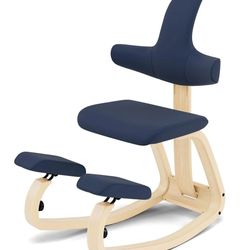 Varier Thatsit Kneeling Chair by Peter Opsvik (1991) in excellent condition.