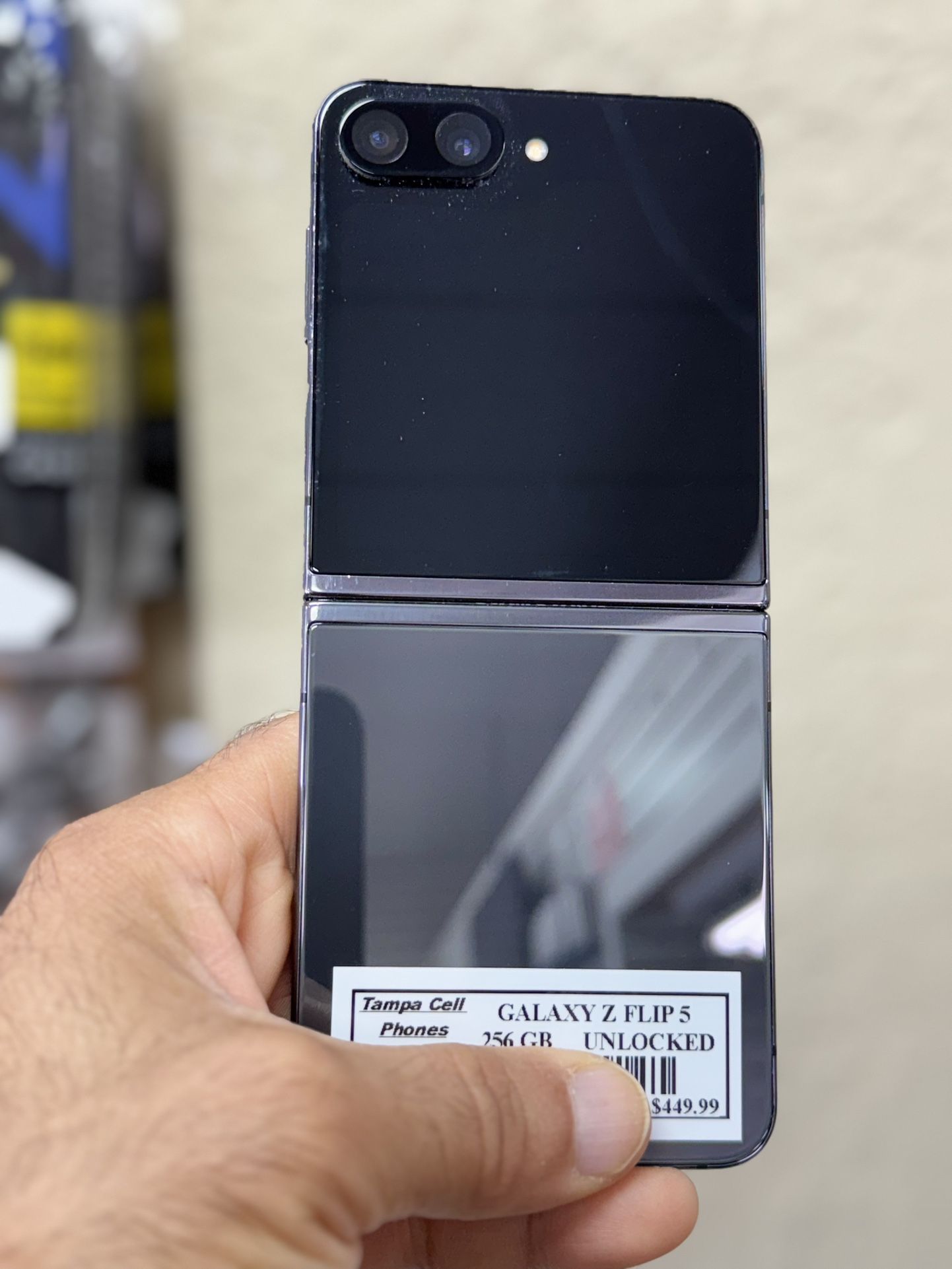 Samsung Galaxy Z Flip 5 Unlocked 256 gb excellent condition! $400