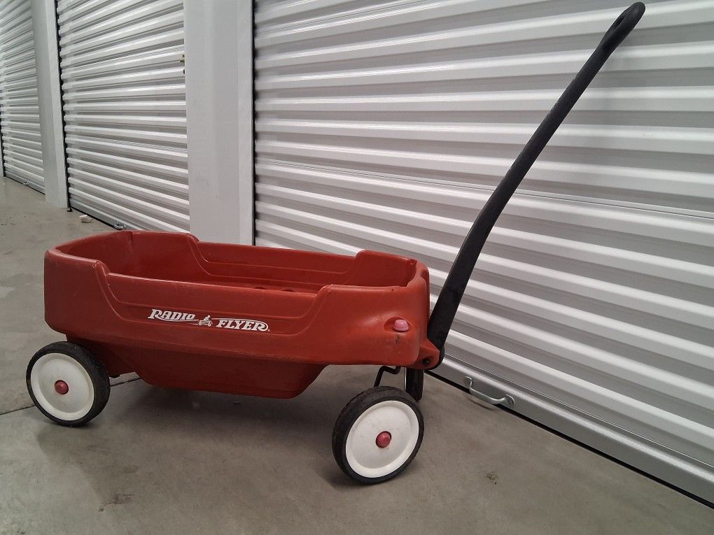 Radio Flyer Pathfinder Wagon