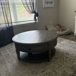 Round Coffee Table 