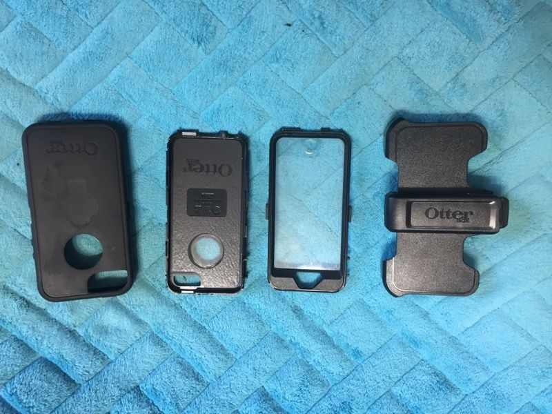 iPhone 5 defender case