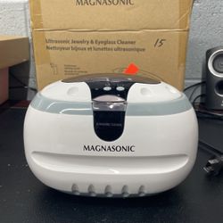 Magnasonic Professional Ultrasonic Jewelry Cleaner Machine for Cleaning Eyeglasses, Watches, Rings, Necklaces, Coins, Razors, Combs, Tools, Parts, Ins