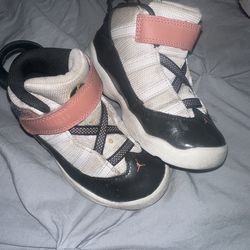 Toddler Jordans size 8.5c