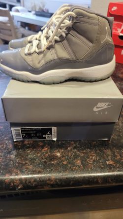 Jordan 11