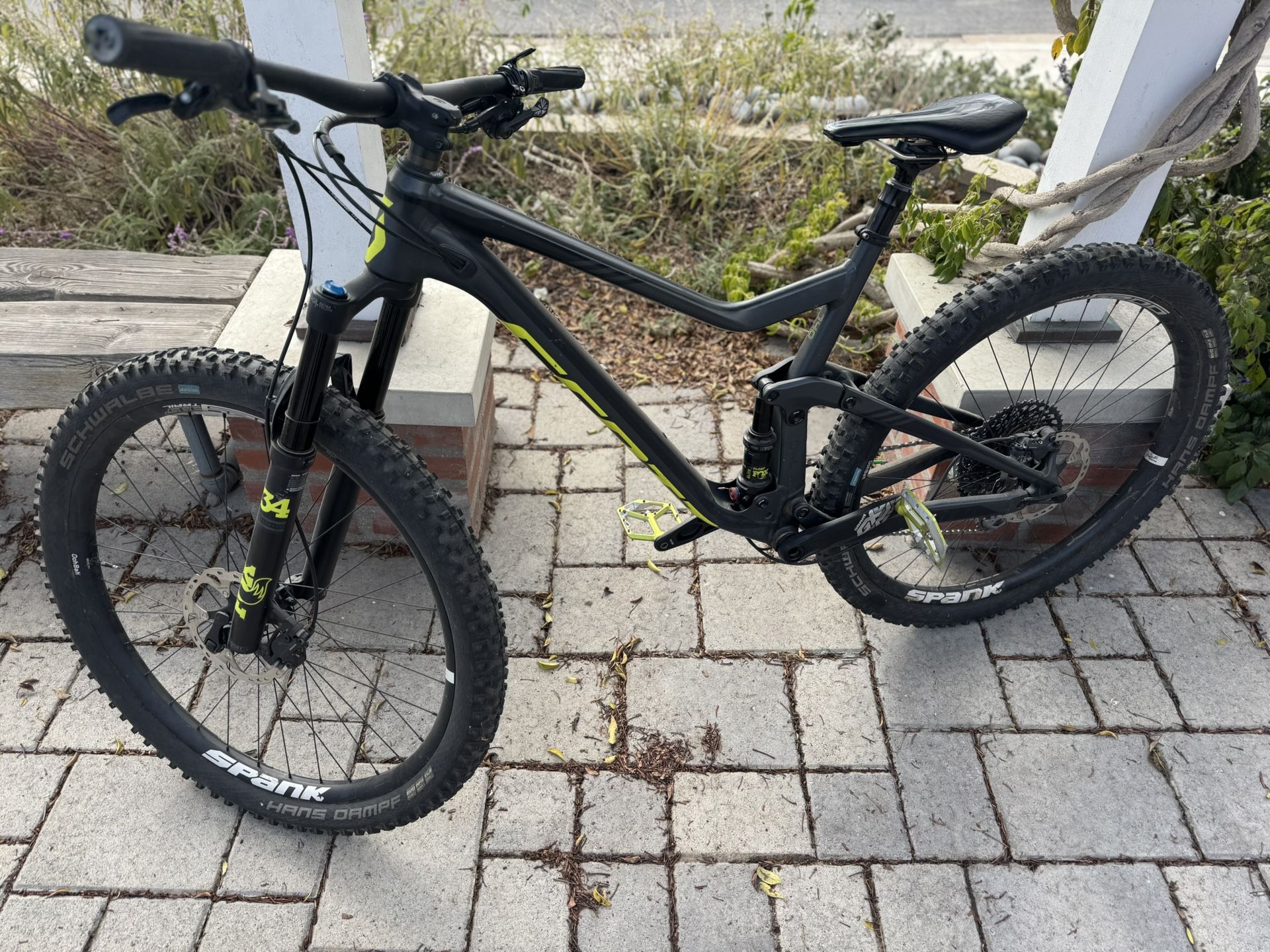 Scott Genius Mountain Bike