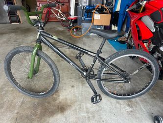 BMX Diamondback Lucky 24” Cruiser