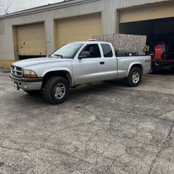 2004 Dodge Dakota