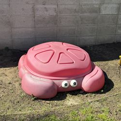 Plastic sandbox