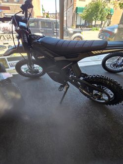 YOZMA IN10 BLK BRAND NEW