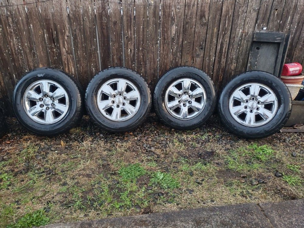 Used P265/65 R18 Set Of 4 Wheels w/Rims $675 (obo)