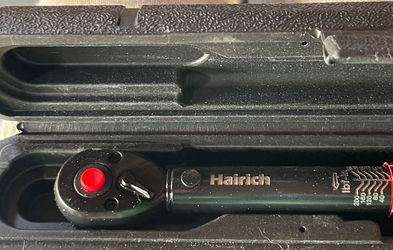 Hairich 1/4-Inch Torque Wrench, Reversable https://offerup.com/redirect/?o=MjAtMjIwaW4ubGIvMi4zLTI0LjlObQ== Dual Scale