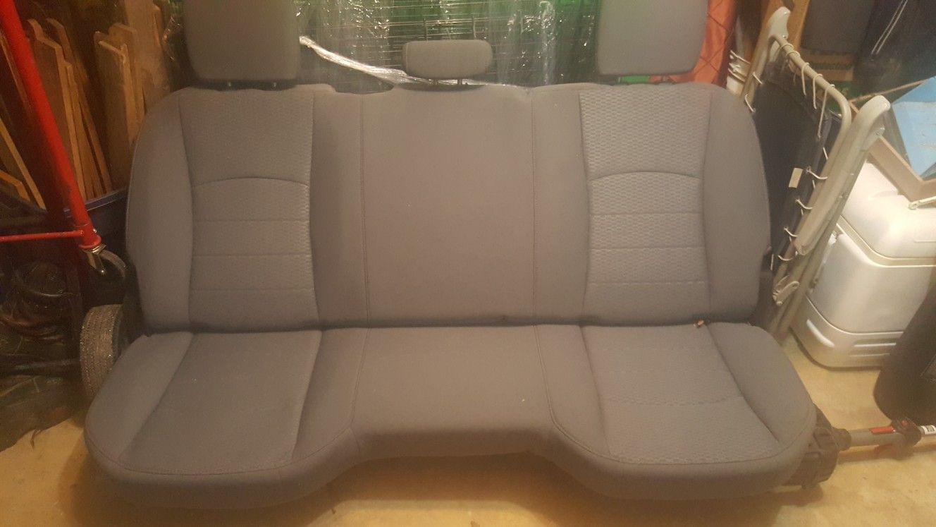 Rear Seat - 2014 Dodge Ram 3500 Crew Cab