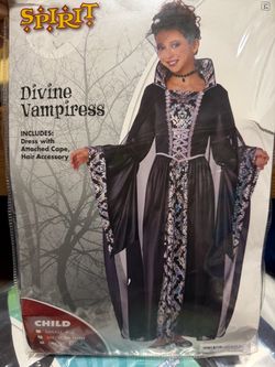 Spirit Divine Vampress costume for girls size 8-10. Black with silver/white floral embroidery. #halloween #costume