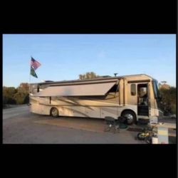 2014 Winnebago Forza 38R
