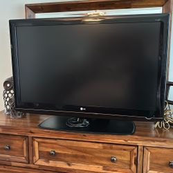 LG TV 