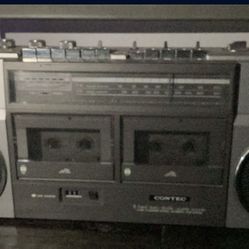 Vintage Boom Box Stereo Cassette Retro radio antique