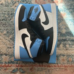 Air Jordan 1 Retro High - Unc Toe Size 9 M 