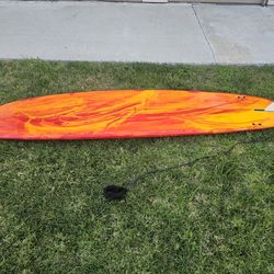 9'4" Fiberglass Surfboard With Leash
