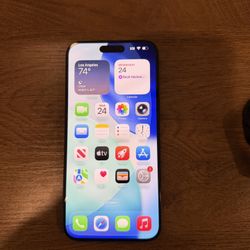 Unlocked iPhone 15 Pro Max 