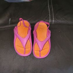 Girls Crocs Sz 8/9