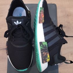 Mens Adidas NMD R1 Shoes Size 8