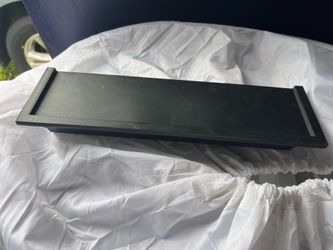 Floating shelf