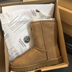 Ugg Classic Size 9