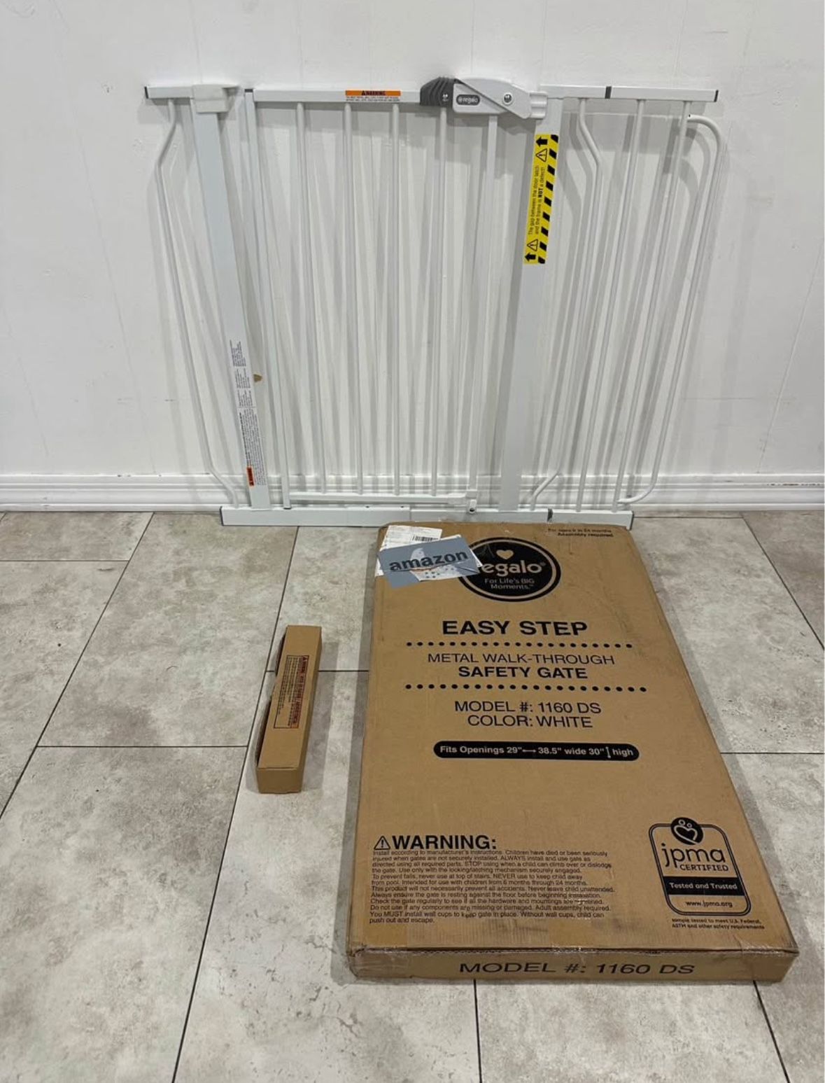 Wide Pet Gate / Baby Gate - Fits Openings 29” - 38.5”