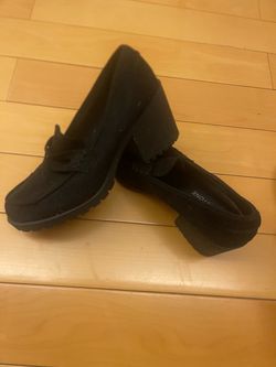 Black shoes