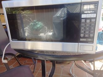 Panasonic 1200W Microwave NN-SA6515