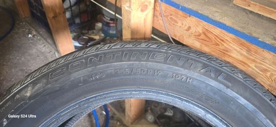 255/50/R19 great condition tires