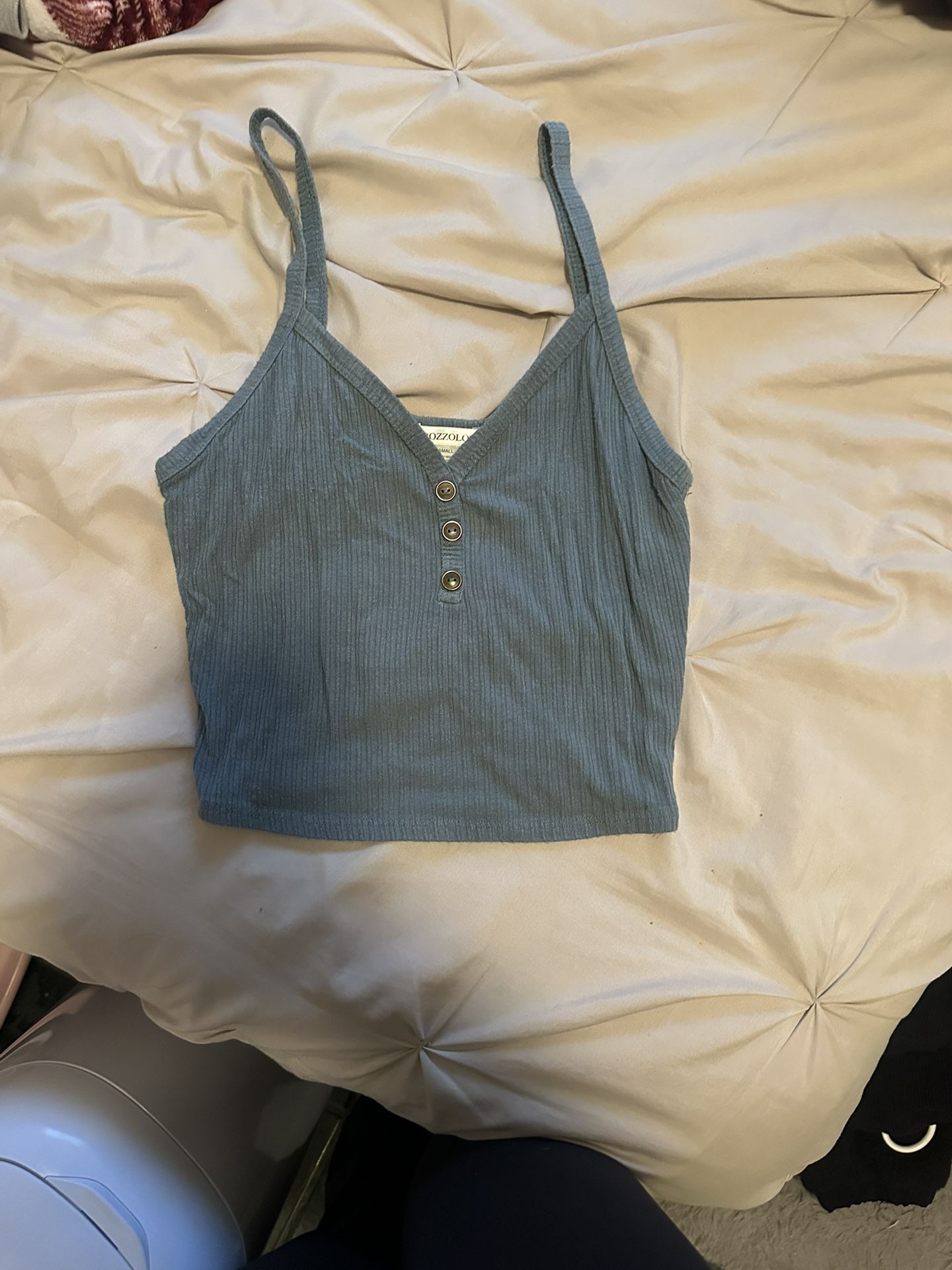cropped tank top